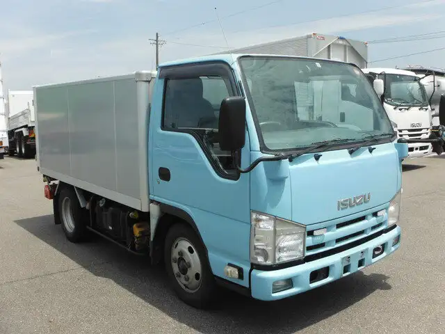 いすゞ エルフ 小型 アルミバン サイドドア TKG-NJR85ANの中古トラック画像2