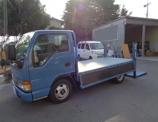 日産 アトラス 小型 平ボディ パワーゲート KK-AKR66EAの中古トラック画像4