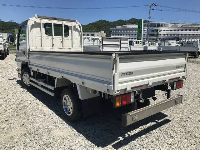 マツダ タイタン 小型 平ボディ 床鉄板 TRG-LHR85Aの中古トラック画像4