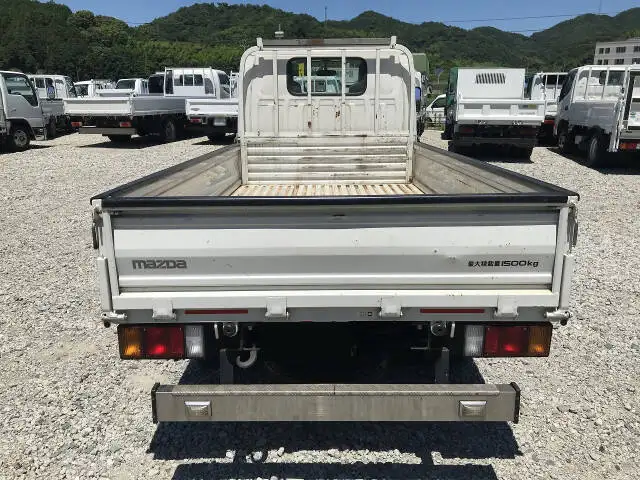 マツダ タイタン 小型 平ボディ 床鉄板 TRG-LHR85Aの中古トラック画像5