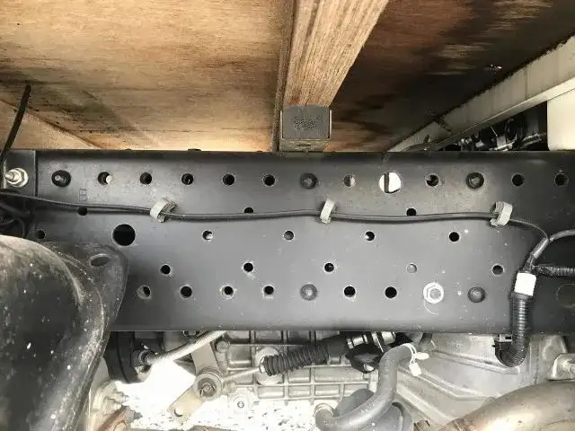 いすゞ エルフ 小型 平ボディ TKG-NHR85A H26の中古トラック画像15