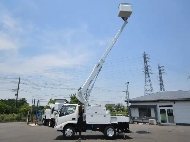 日野 デュトロ 小型 高所・建柱車 高所作業車 SKG-XZU600Xの中古トラック画像8