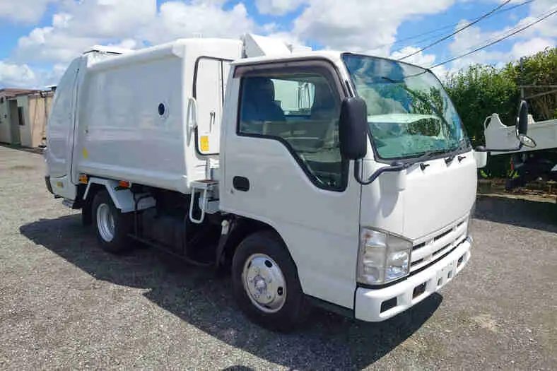いすゞ エルフ 小型 パッカー車 プレス式 BKG-NKR85ANの中古トラック画像2