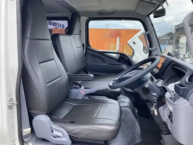 日産 アトラス 小型 平ボディ Wキャブ 床鉄板の中古トラック画像9