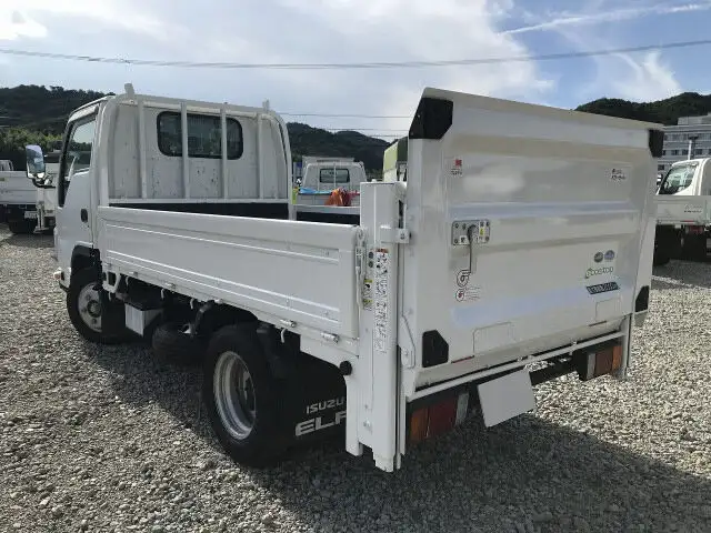 いすゞ エルフ 小型 平ボディ パワーゲート 床鉄板の中古トラック画像4