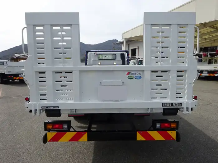 三菱 キャンター 小型 車両重機運搬 ラジコン ウインチの中古トラック画像5