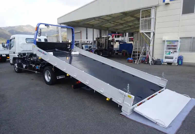 三菱 キャンター 小型 車両重機運搬 ラジコン ウインチの中古トラック画像8