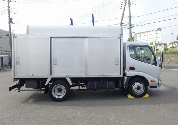 トヨタ トヨエース 小型 アルミバン ボトルカー サイドドアの中古トラック画像2