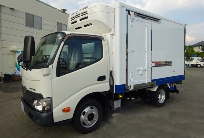 日野 デュトロ 小型 冷凍冷蔵 10尺 TKG-XZC605M