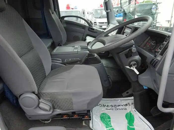 いすゞ フォワード 中型/増トン 特殊車両 TKG-FRR90S2 H27の中古トラック画像8