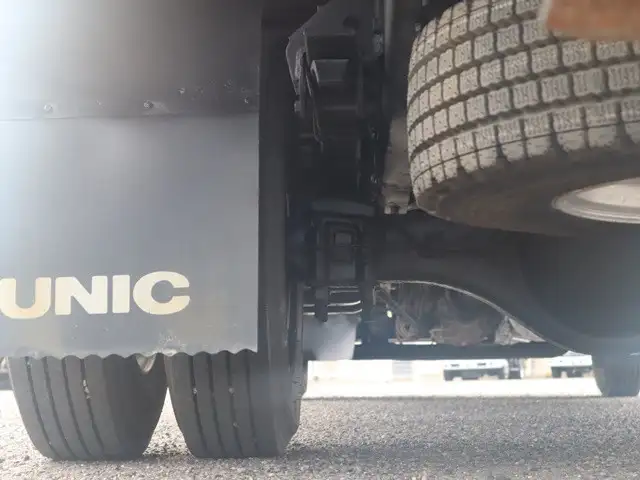 いすゞ フォワード 中型/増トン 車両重機運搬 ラジコン ウインチの中古トラック画像像17