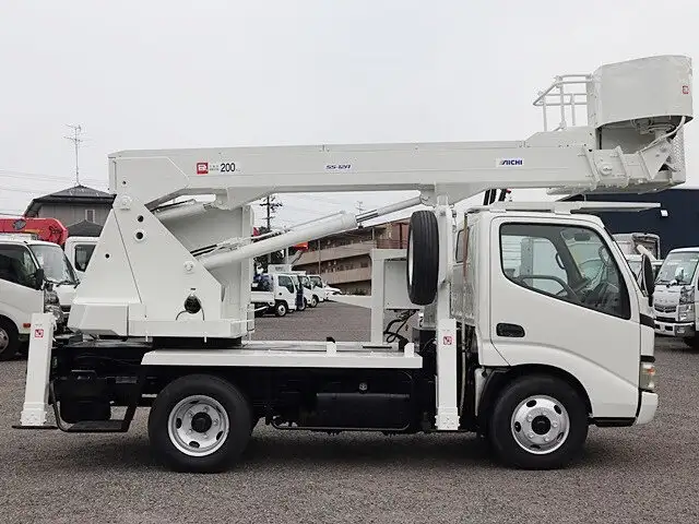 日野 デュトロ 小型 高所・建柱車 高所作業車 PB-XZU301Eの中古トラック画像3