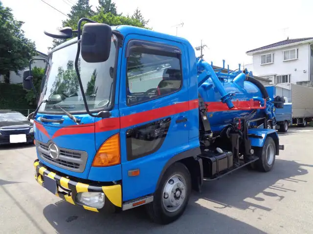 日野 レンジャー 中型/増トン タンク車 汚泥吸引車 ADG-FC7JDWAの中古トラック画像1