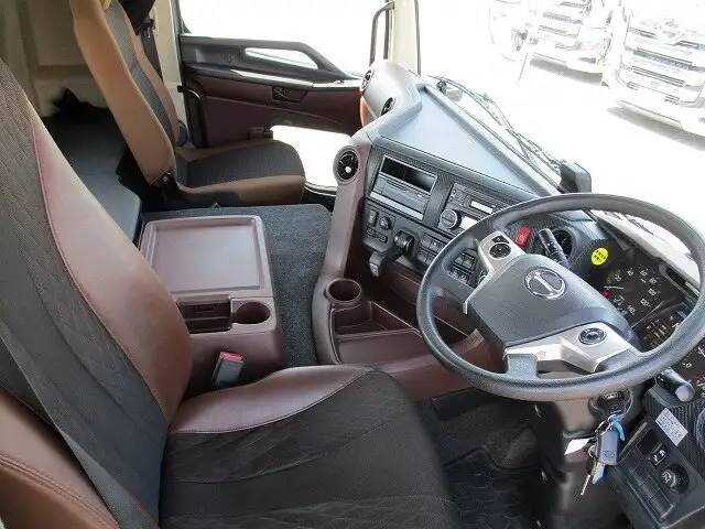 日野 プロフィア 大型 トラクター ハイルーフ 1デフの中古トラック画像11