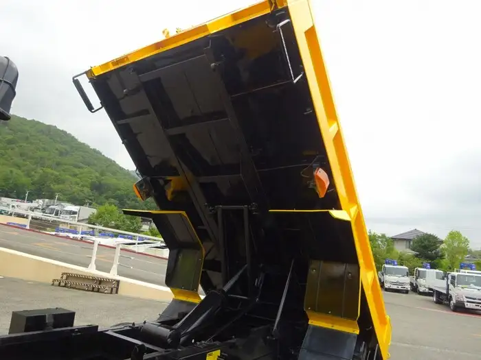 三菱 キャンター 小型 ダンプ 土砂禁 Wキャブの中古トラック画像7