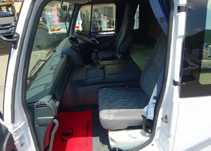 日産UD ビッグサム 大型 トラクター 2デフ ベッドの中古トラック画像14
