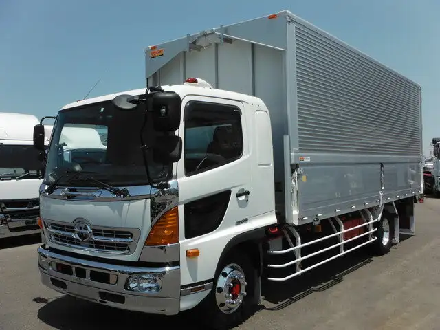 日野 レンジャー 中型/増トン ウイング ベッド QKG-FE7JLAAの中古トラック画像1