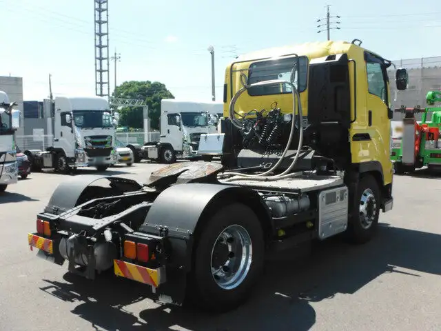 いすゞ ギガ 大型 トラクター 1デフ エアサスの中古トラック画像4