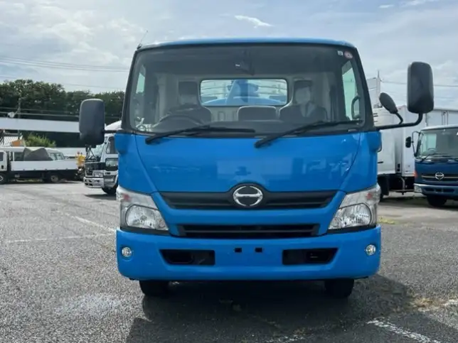 日野 デュトロ 小型 タンク車 バキューム TKG-XZU700Mの中古トラック画像2