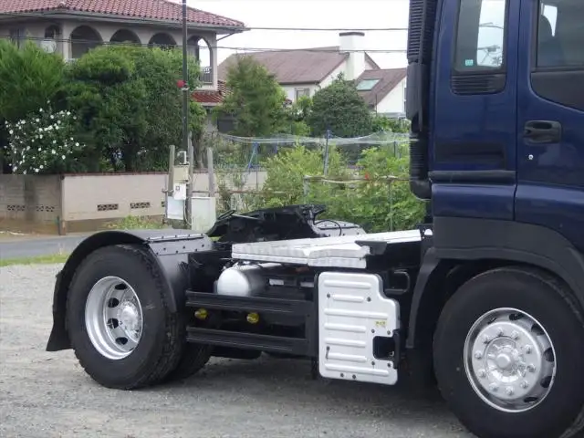 いすゞ ギガ 大型 トラクター ハイルーフ 1デフの中古トラック画像3