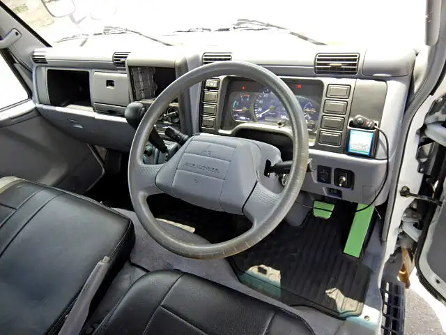 三菱 キャンター 小型 平ボディ PA-FE72DE H18の中古トラック画像9