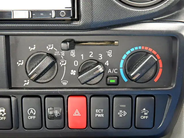 トヨタ ダイナ 小型 平ボディ TKG-XZC605 H30の中古トラック画像10