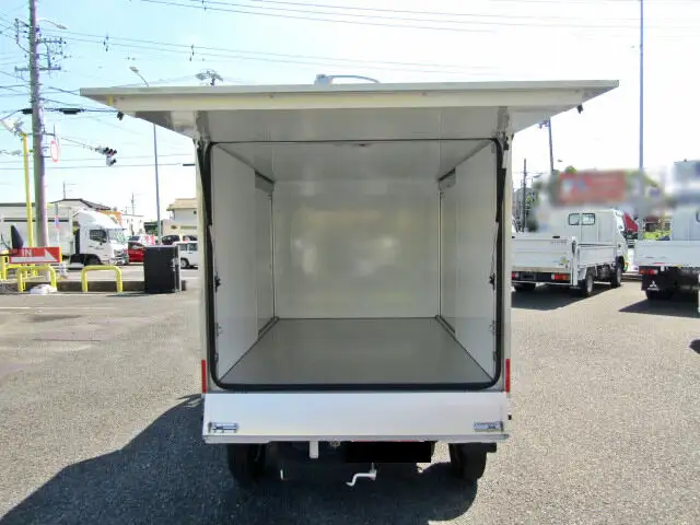 スズキ キャリイ 冷凍冷蔵 サイドドア DA16Tの中古トラック画像4