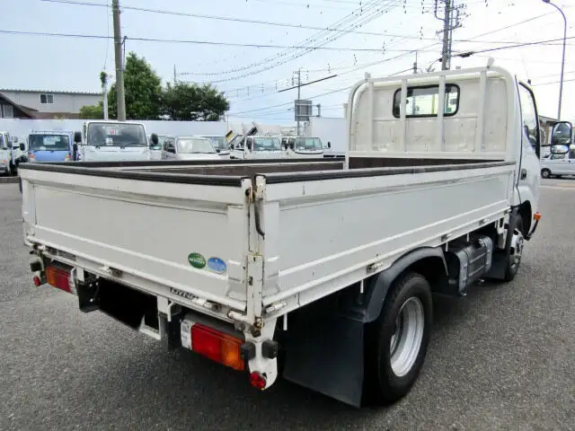トヨタ ダイナ 小型 平ボディ TKG-XZC600 H28の中古トラック画像2