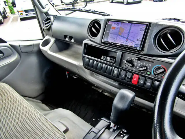 トヨタ ダイナ 小型 平ボディ TKG-XZC600 H28の中古トラック画像10