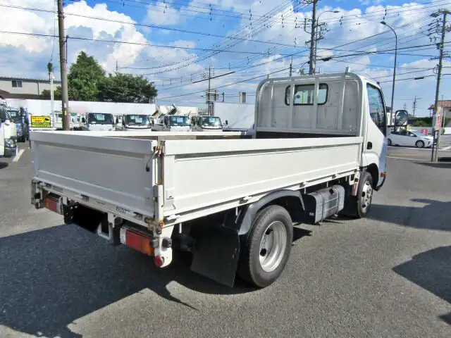 トヨタ ダイナ 小型 平ボディ TKG-XZC605 H26の中古トラック画像2