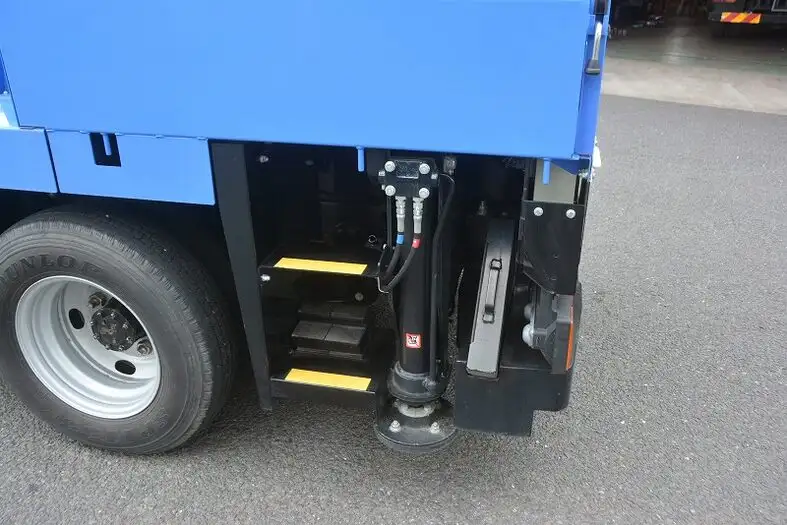 いすゞ エルフ 小型 高所・建柱車 高所作業車 TPG-NKR85ANの中古トラック画像15