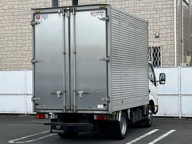 トヨタ ダイナ 小型 アルミバン サイドドア TPG-XZC605の中古トラック画像2