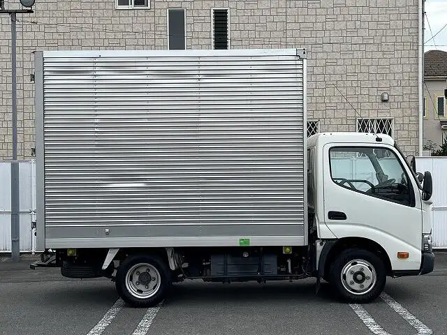 トヨタ ダイナ 小型 アルミバン サイドドア TPG-XZC605の中古トラック画像3