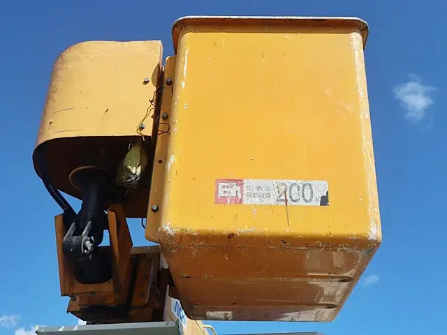 トヨタ ダイナ 小型 高所・建柱車 高所作業車 BKG-XZU304Hの中古トラック画像6