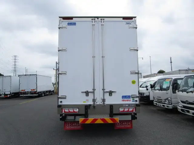 いすゞ ギガ 大型 ウイング ハイルーフ エアサスの中古トラック画像7