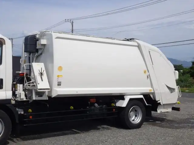 いすゞ フォワード 中型/増トン パッカー車 プレス式 LKG-FTR90S2の中古トラック画像3