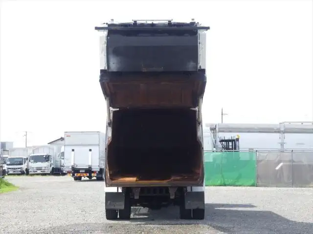 いすゞ フォワード 中型/増トン パッカー車 プレス式 LKG-FTR90S2の中古トラック画像5