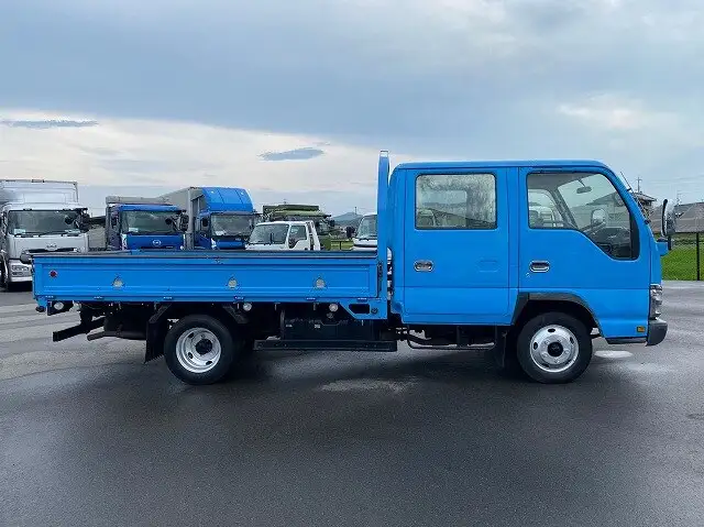 いすゞ エルフ 小型 平ボディ Wキャブ PB-NPR81ARの中古トラック画像4
