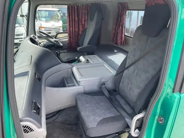 日産UD クオン 大型 トラクター 1デフ エアサスの中古トラック画像11