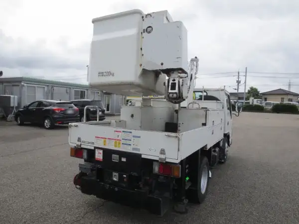 いすゞ エルフ 小型 高所・建柱車 高所作業車 電工仕様の中古トラック画像3
