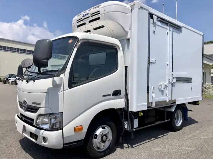 日野 デュトロ 小型 冷凍冷蔵 低温 床ステン の中古トラック【車両No.129737】