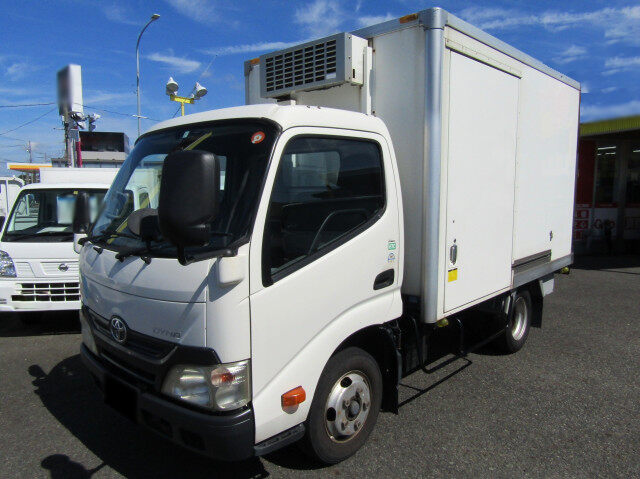 トヨタ ダイナ 小型 冷凍冷蔵 XZC605