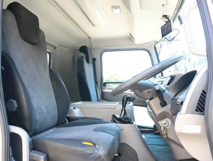 日産UD コンドル 中型/増トン 冷凍冷蔵 低温 パワーゲートの中古トラック画像10