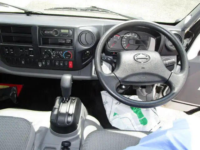 日野 デュトロ 小型 ウイング TPG-XZU710M H31/R1の中古トラック画像13