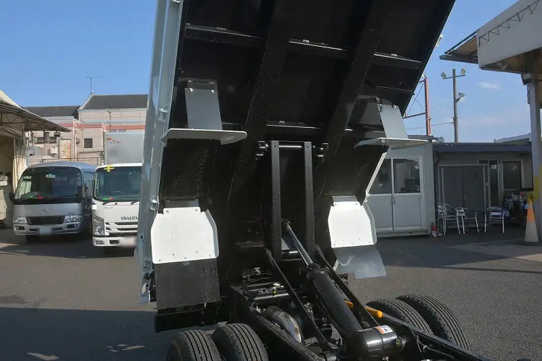 三菱 キャンター 小型 ダンプ 強化 2RG-FBA60の中古トラック画像12