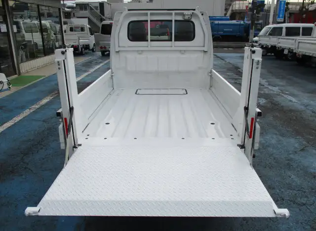 スズキ キャリイ 平ボディ EBD-DA16T H28の中古トラック画像7
