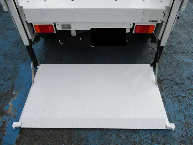スズキ キャリイ 平ボディ EBD-DA16T H28の中古トラック画像8