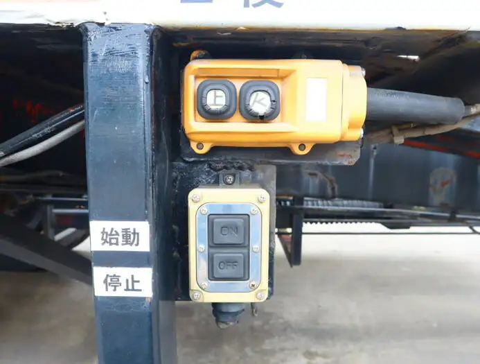 いすゞ フォワード 中型/増トン 車両重機運搬 ラジコン ウインチの中古トラック画像8
