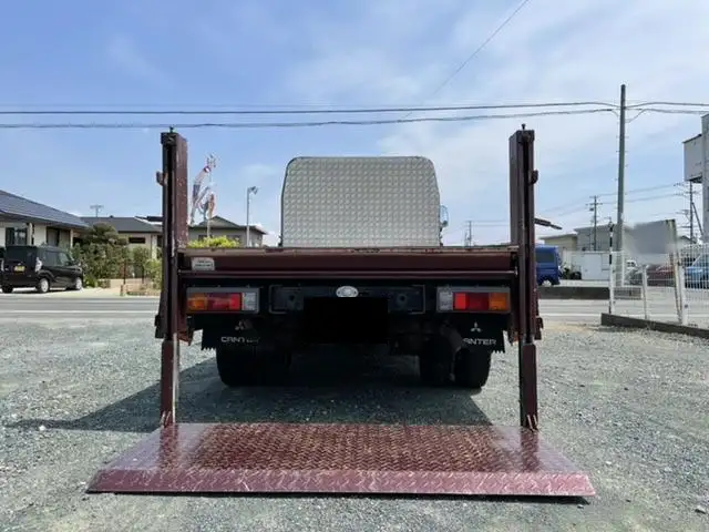 三菱 キャンター 小型 平ボディ パワーゲート 床鉄板の中古トラック画像8