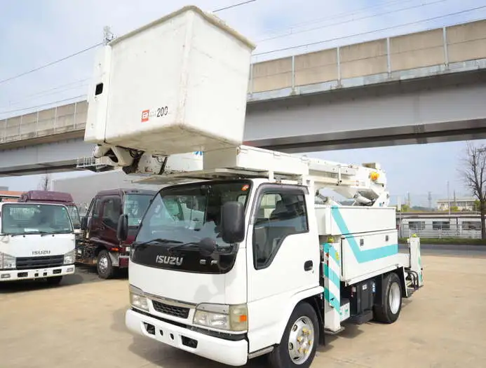 いすゞ エルフ 小型 高所・建柱車 高所作業車 電工仕様 の中古トラック【車両No.130476】